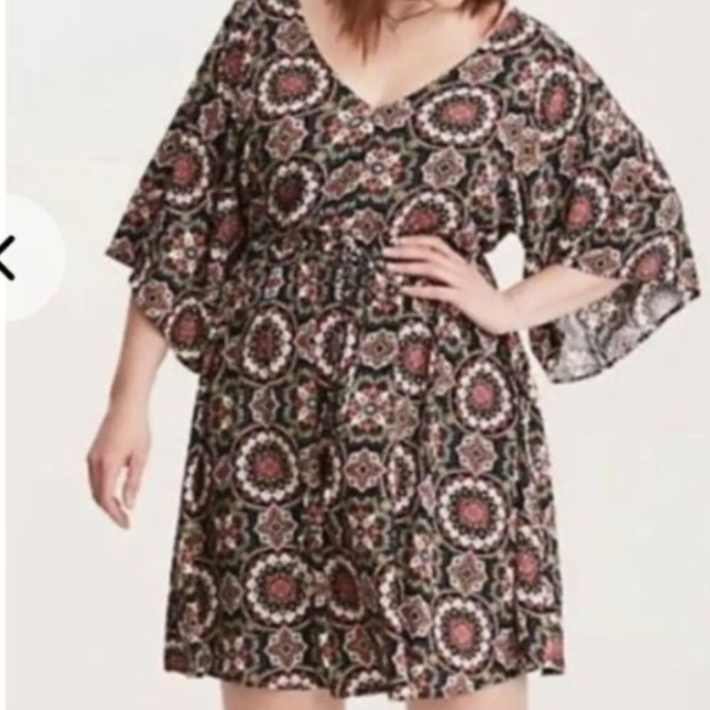 Women's Torrid Boho-Style V-Neck Criss Cross Back Cinched Waist Dress, Sz 14/16